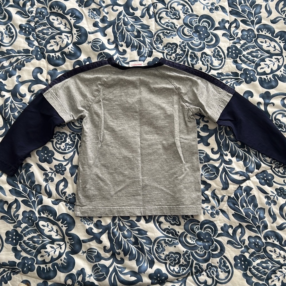 Hanna Anderson boys long sleeve top GUC - Picture 7 of 7